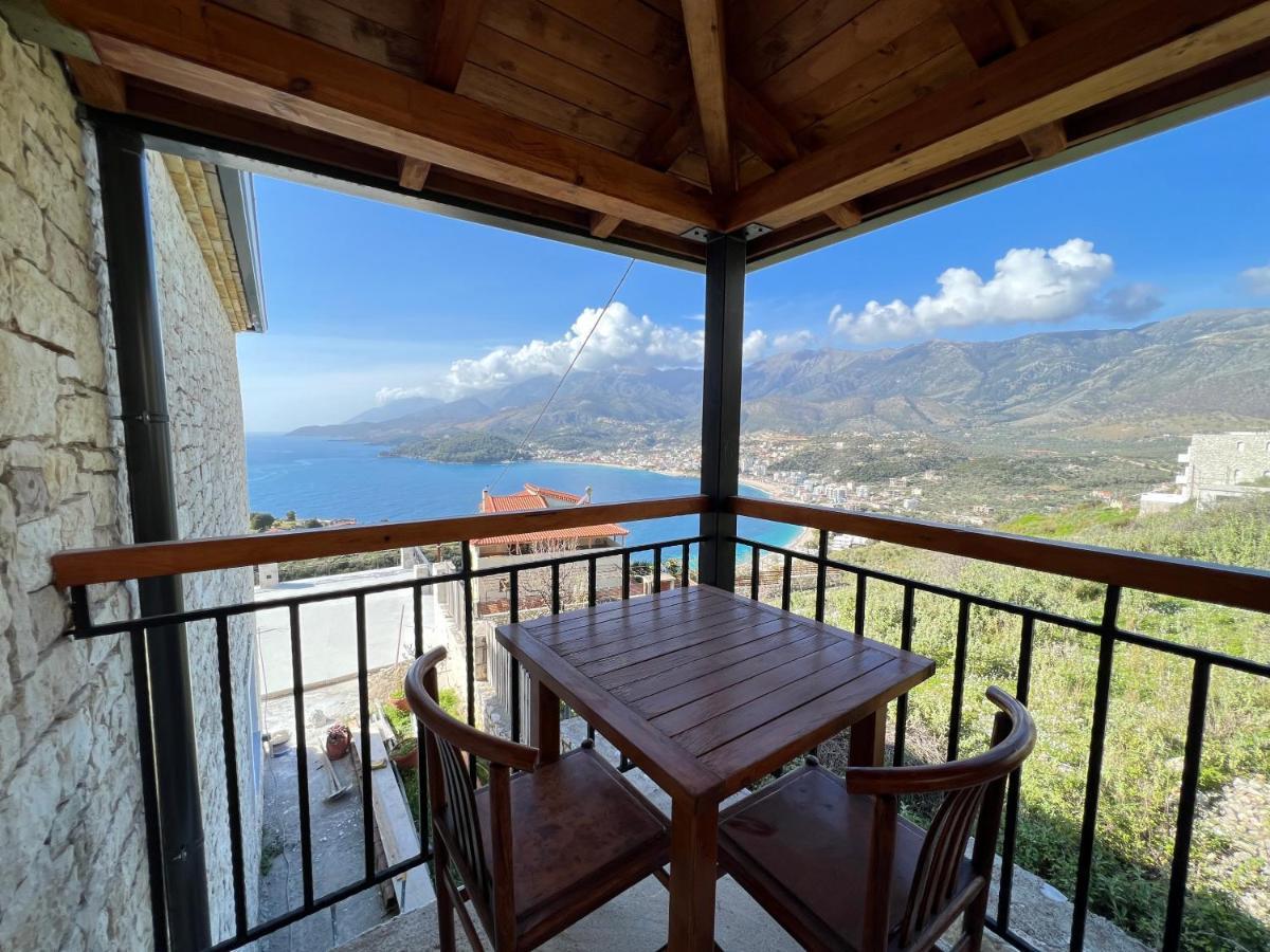 Apartament Argileos *